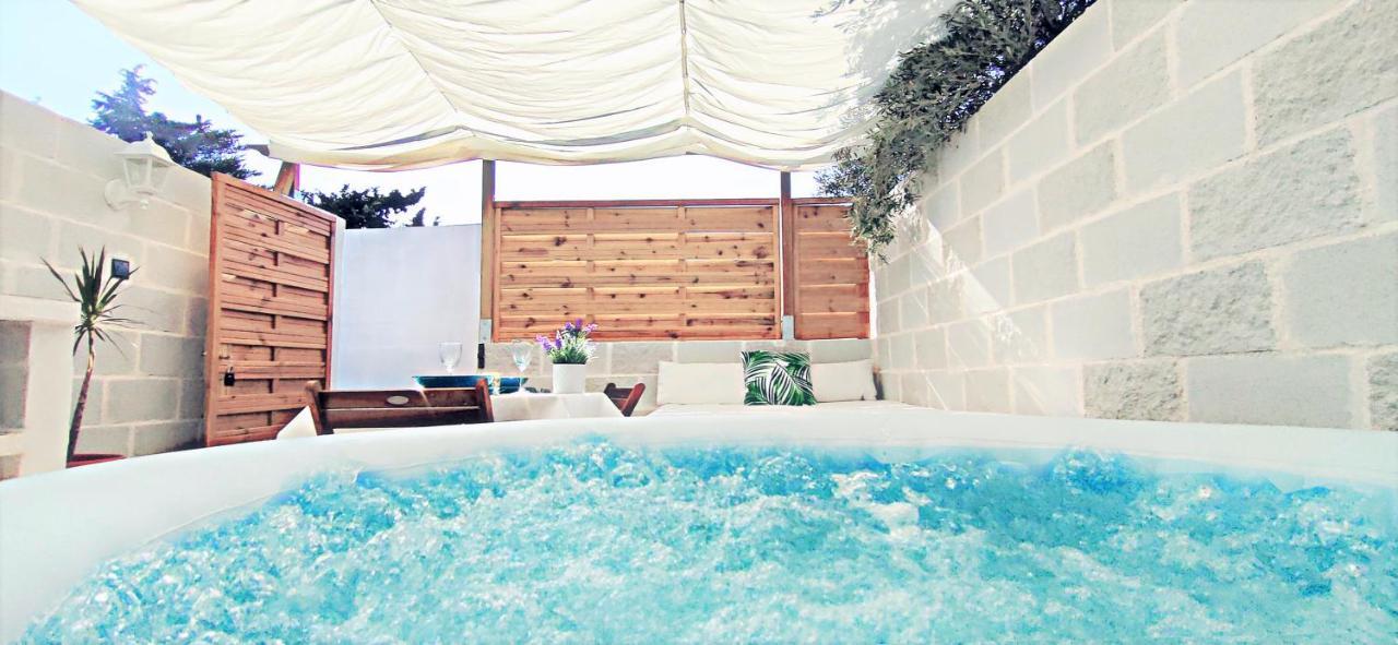 Apartamento La Calita Escondida - Jacuzzi&Terrace Private Chiclana de la Frontera Exterior foto
