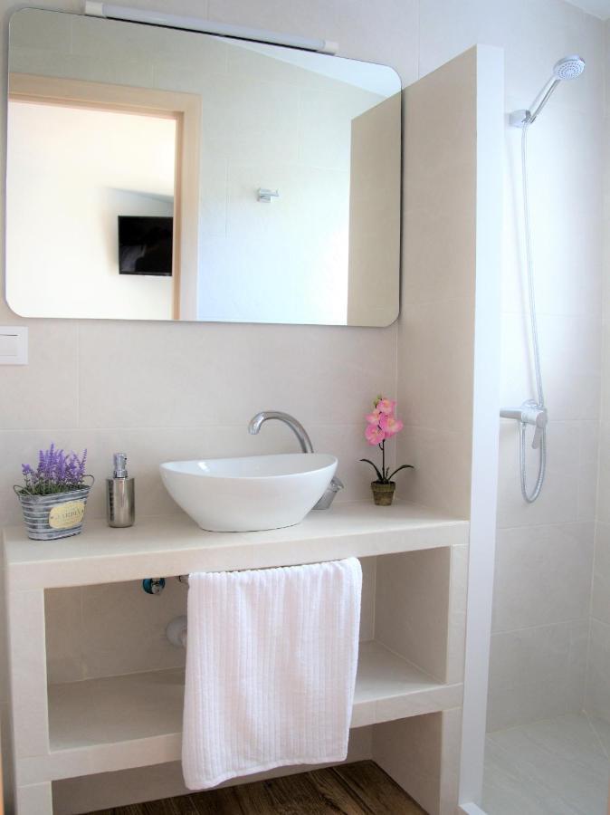Apartamento La Calita Escondida - Jacuzzi&Terrace Private Chiclana de la Frontera Exterior foto